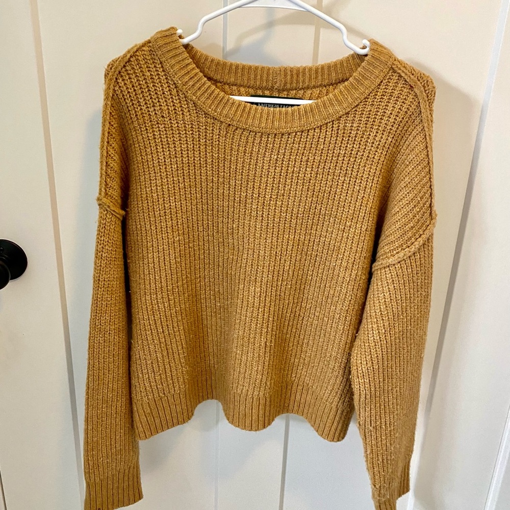 American Eagle yellow cropped sweater
